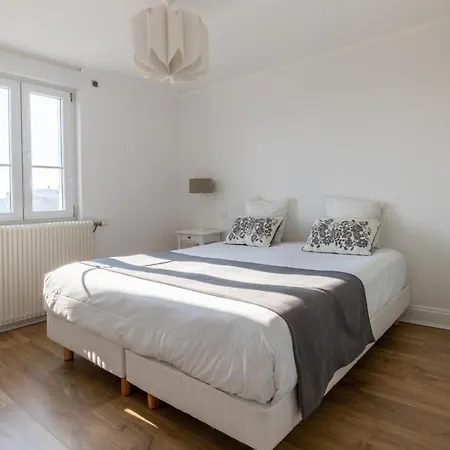 Porte Mars Gare Centre Aparthotel 4*