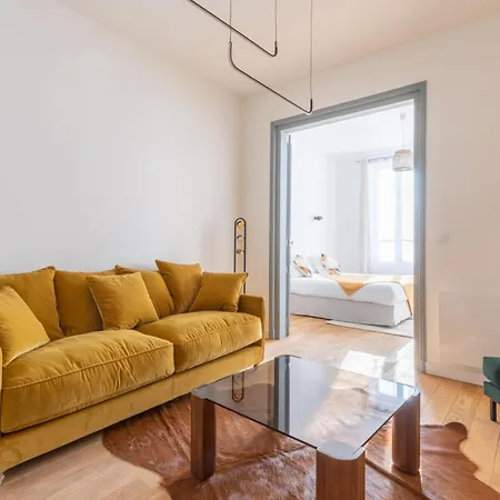 Porte Mars Gare Centre 4* Reims