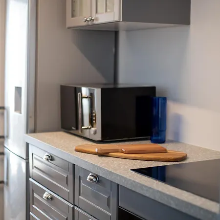 Porte Mars Gare Centre 4*