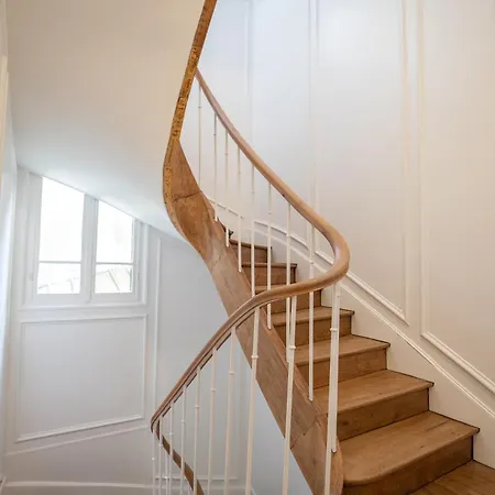 アパートホテル Porte Mars Gare Centre ランス