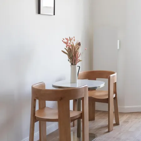 Hotel apartamentowy Porte Mars Gare Centre Reims