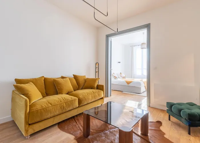 Porte Mars Gare Centre 4* Reims