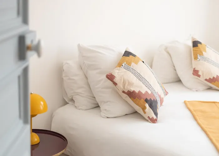 Porte Mars Gare Centre 4* Reims