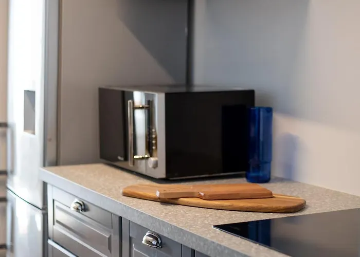 Porte Mars Gare Centre 4*