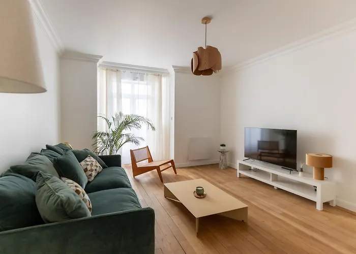 Porte Mars Gare Centre Aparthotel Reims