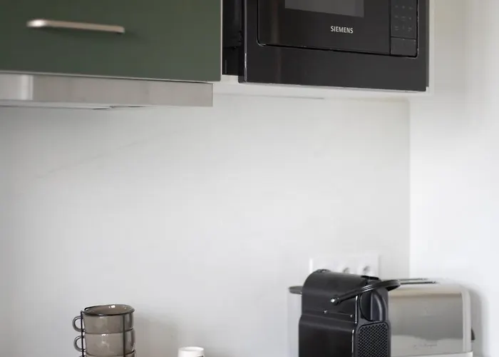 Porte Mars Gare Centre Aparthotel