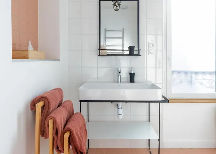 Porte Mars Gare Centre 4*